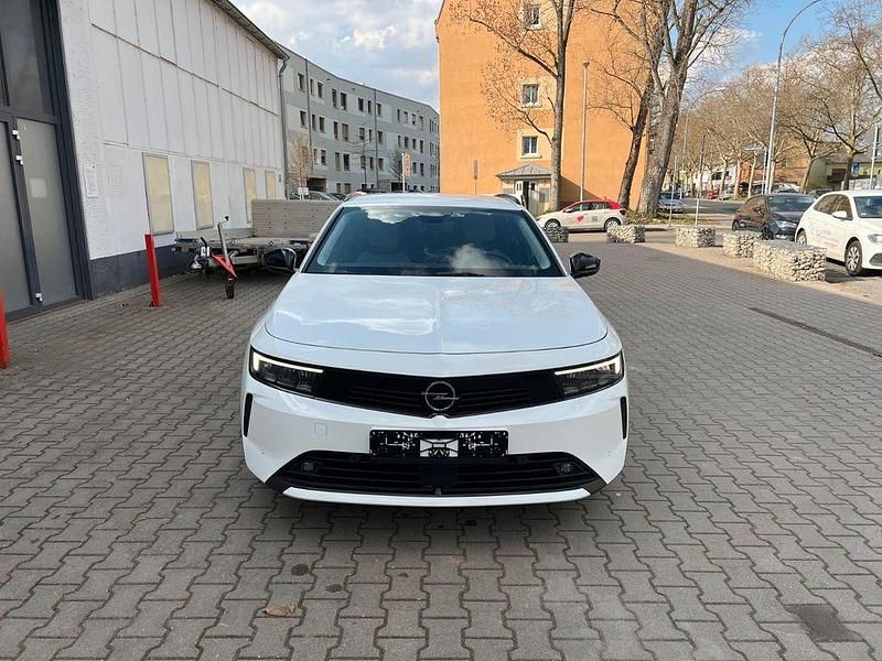 Gebraucht Opel Astra Elegance 131 PS (96 kW) 2024 Weiß Kombi