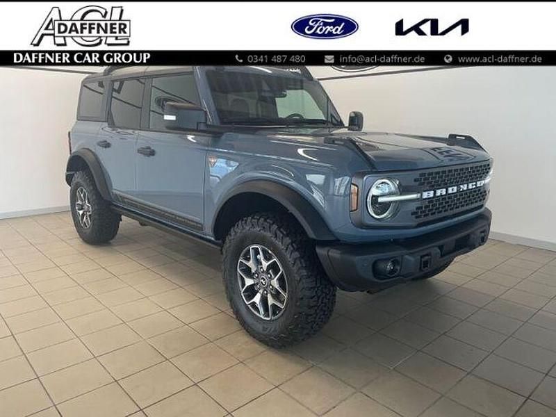 Gebraucht Ford Bronco 334 PS (245 kW) 2024 Azure gray/aura blue SUV