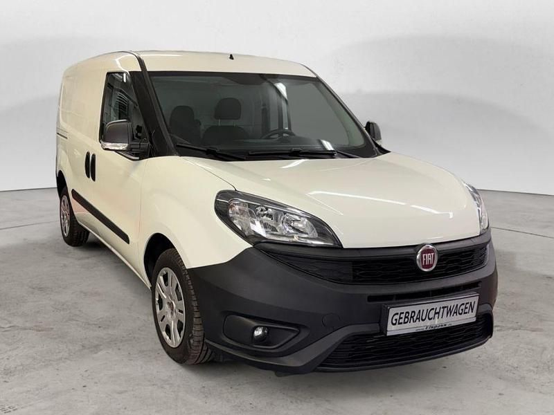 Gebraucht Fiat Doblò 90 PS (66 kW) 2022 Weiß) (weiss Van / Kleinbus