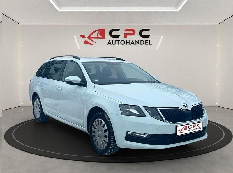 Weiß Gebraucht 2017 Skoda Octavia Ambition Kombi | 7.400 € (Guter Preis) - Bild 1/4