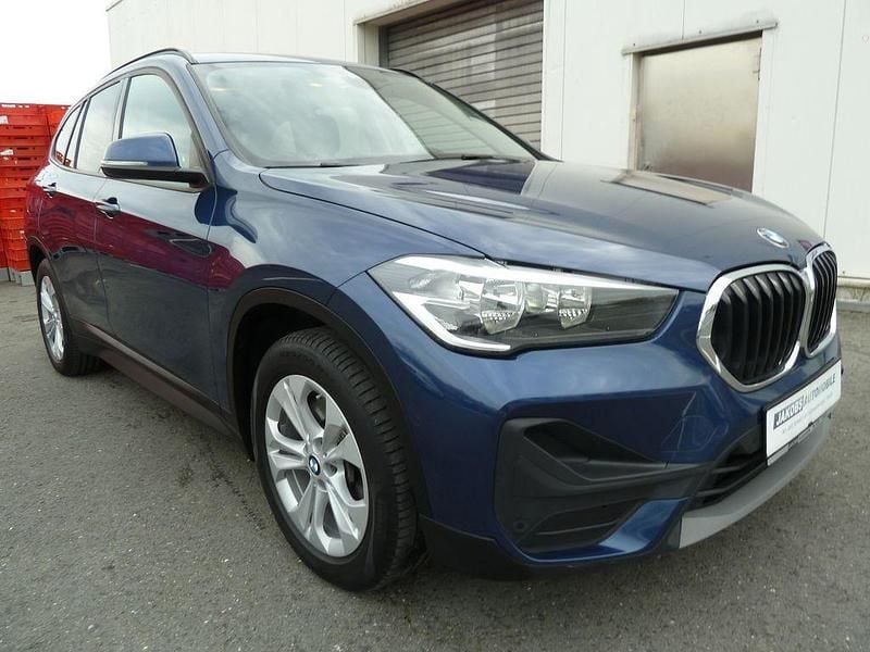 Gebraucht BMW X1 Sport Line 220 PS (161 kW) 2021 Blau SUV