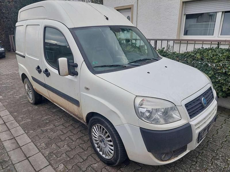 Gebraucht Fiat Doblò 75 PS (55 kW) 2006 Weiß Van / Kleinbus