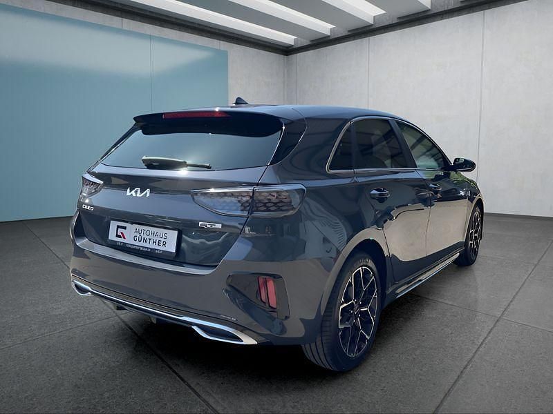 Neu Kia Ceed GT GT-Line 140 PS (102 kW) 2025 Schwarz Kleinwagen