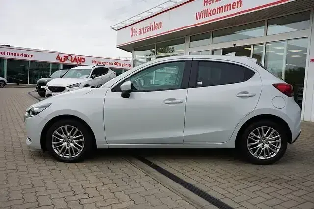 Gebraucht Mazda 2 Kizoku 90 PS (66 kW) 2021 Weiß Limousine