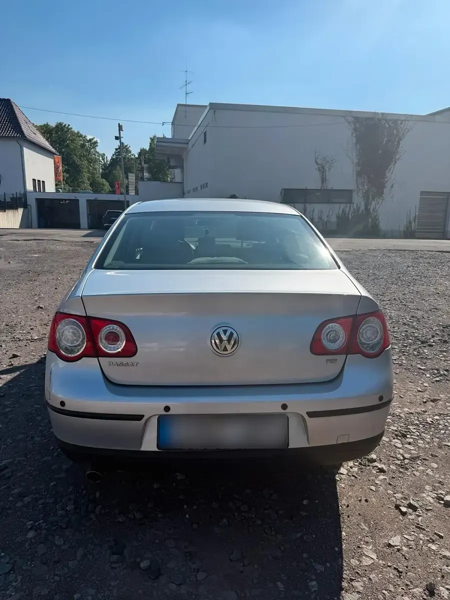 Gebraucht VW Passat 115 PS (84 kW) 2004 Silber Limousine