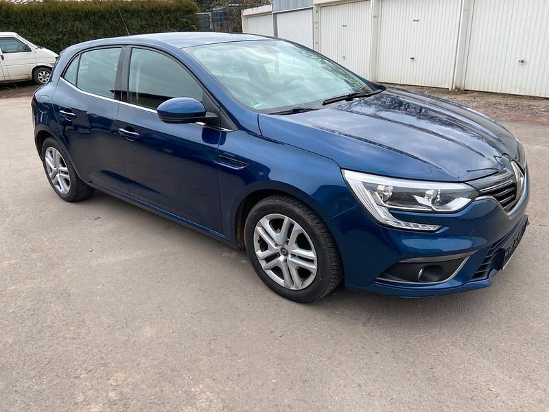 Gebraucht Renault Mégane IV 101 PS (74 kW) 2016 Blau Limousine
