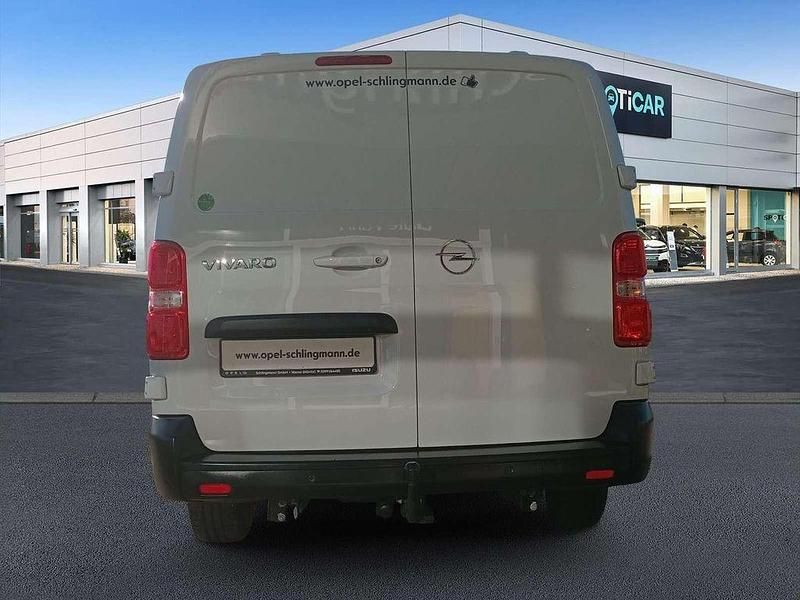 Gebraucht Opel Vivaro Basis 144 PS (105 kW) 2024 Kaolinweoß Van / Kleinbus