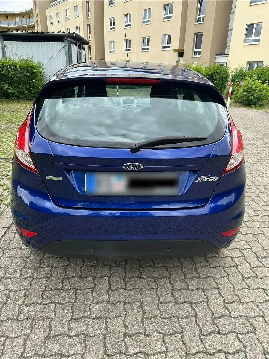 Gebraucht Ford Fiesta 101 PS (74 kW) 2017 Blau Kleinwagen