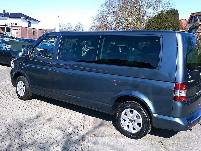 Gebraucht VW T5 Comfortline 174 PS (127 kW) 2009 Offroad grey metallic Van