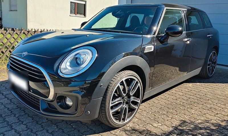 Second-hand Mini Cooper D 150 CP (110 kW) 2018 Negru Hatchback