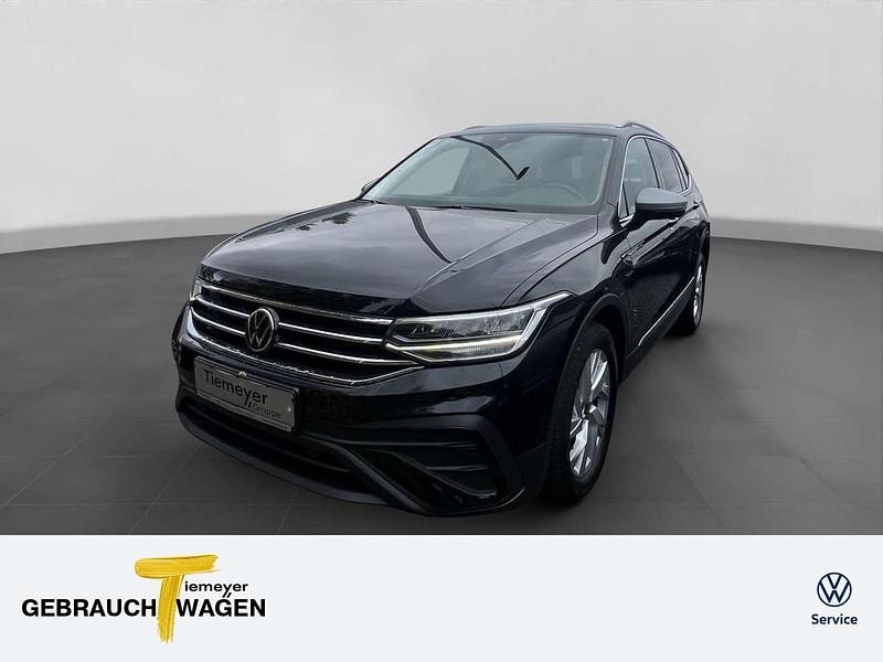 Schwarz Gebraucht 2022 VW Tiguan Allspace Life SUV | 31.860 € (Fairer Preis) - Bild 1/4