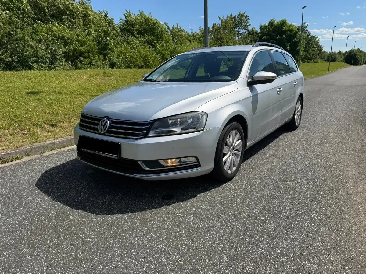 Gebraucht VW Passat 140 PS (102 kW) 2014 Grau Kombi
