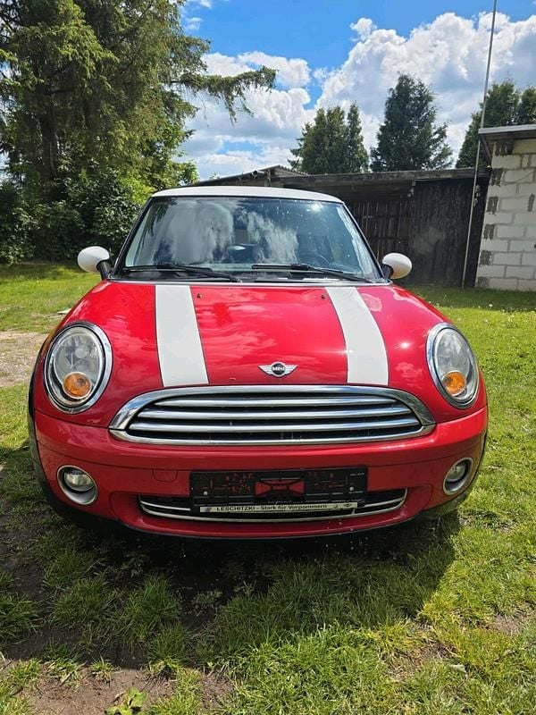 Rot Gebraucht 2008 Mini Cooper Kleinwagen | 2.300 € - Bild 1/4