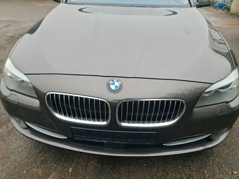 Braun Gebraucht 2013 BMW 530 Kombi | 11.500 € (Guter Preis) - Bild 1/4