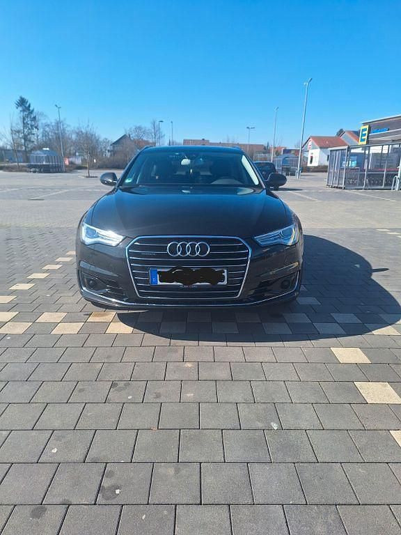 Gebraucht Audi A6 Ambiente 320 PS (235 kW) 2015 Schwarz Kombi