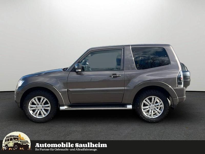 Gebraucht Mitsubishi Pajero 190 PS (139 kW) 2017 Braun SUV