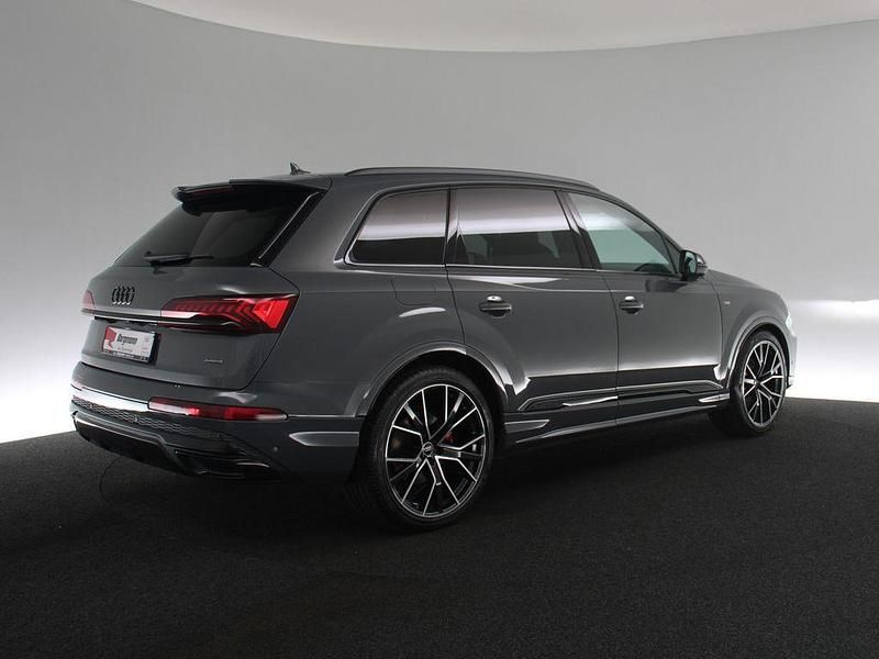Gebraucht Audi Q7 S-Line 286 PS (210 kW) 2022 Individuallackierungen audi excl (metallic) SUV
