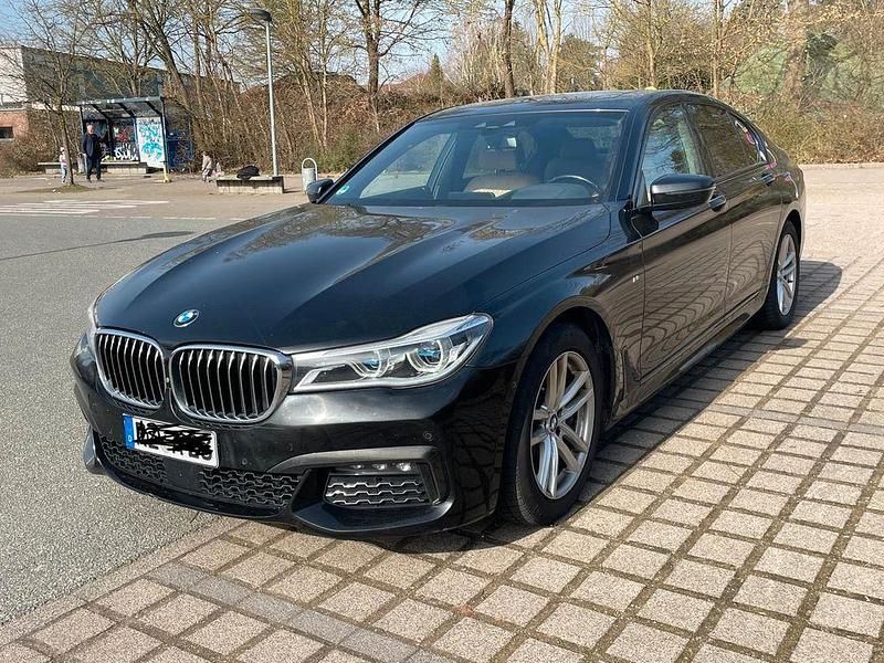 Gebraucht BMW 730 Performance 265 PS (194 kW) 2017 Schwarz Limousine