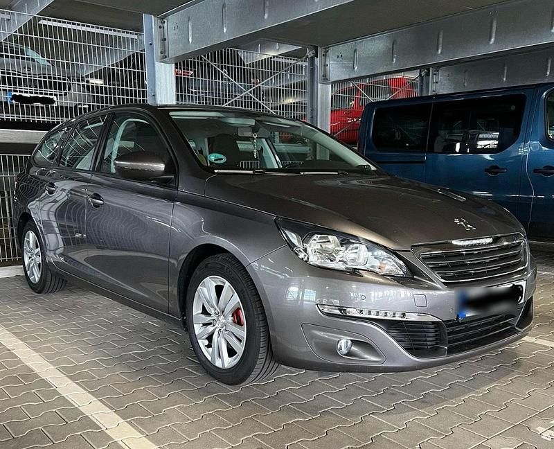 Grau Gebraucht 2016 Peugeot 308 Style Kombi | 6.900 € (Guter Preis) - Bild 1/4
