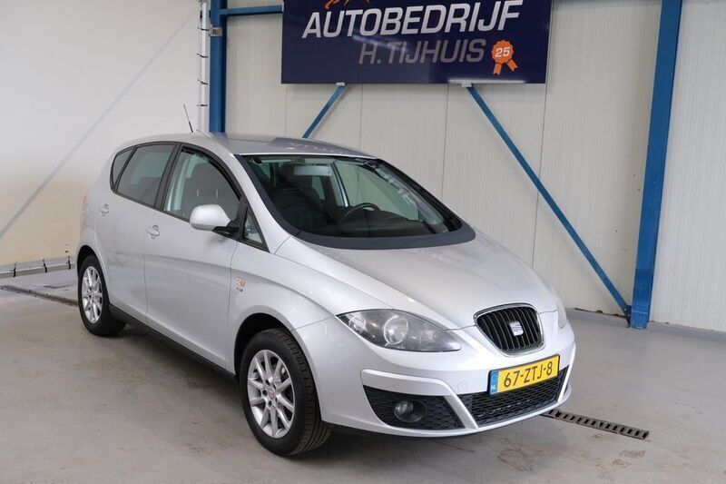 Grau Gebraucht 2013 Seat Altea Copa Van / Kleinbus | 2.750 € (Guter Preis) - Bild 1/4