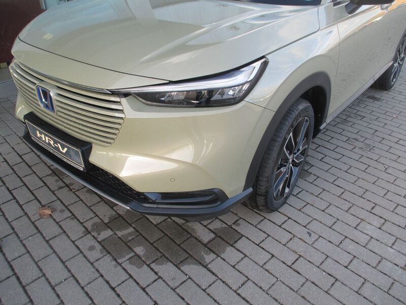 Gebraucht Honda HR-V Elegance 107 PS (78 kW) 2024 Sand khaki p. SUV