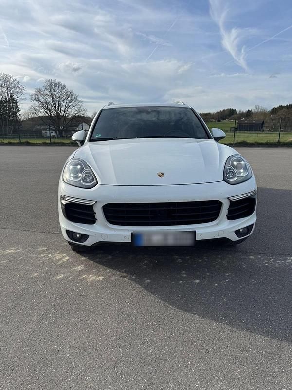 Gebraucht Porsche Cayenne S 385 PS (283 kW) 2016 Weiß SUV