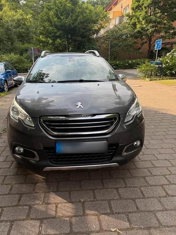 Grau Gebraucht 2015 Peugeot 2008 SUV | 6.200 € (Fairer Preis) - Bild 1/4