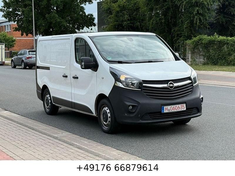 Weiß Gebraucht 2018 Opel Vivaro Van | 12.500 € (Superpreis) - Bild 1/4