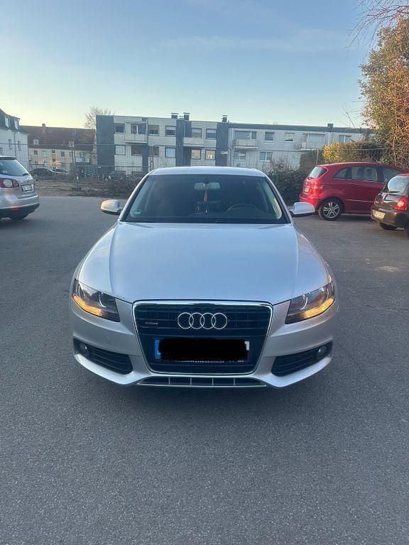 Gebraucht Audi A4 Ambiente 239 PS (175 kW) 2010 Silber Limousine