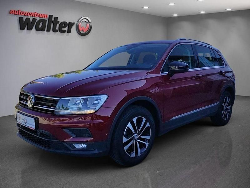 Rot Gebraucht 2019 VW Tiguan SUV | 22.990 € (Guter Preis) - Bild 1/4