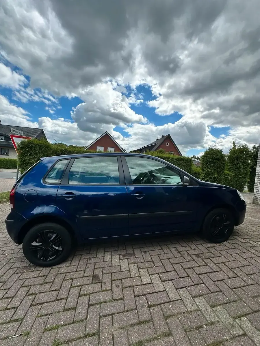 Gebraucht VW Polo 60 PS (44 kW) 2009 Blau Kleinwagen