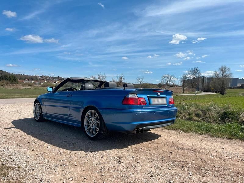 Gebraucht BMW 320 Cabriolet 170 PS (125 kW) 2002 Blau Cabrio