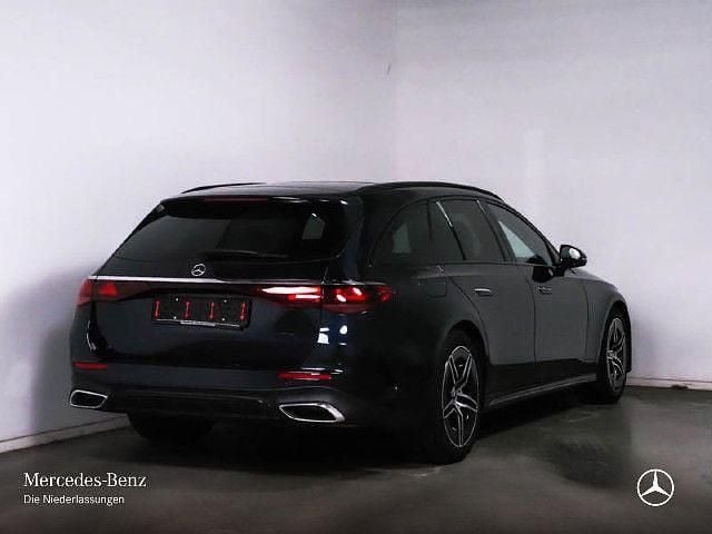 Nautikblau Gebraucht 2024 Mercedes E450 AMG Kombi | 69.980 € (Guter Preis) - Bild 1/4