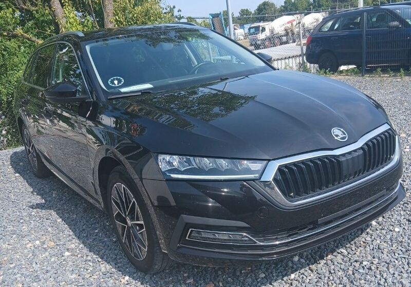 Schwarz Gebraucht 2020 Skoda Octavia Style Kombi | 15.600 € (Guter Preis) - Bild 1/4