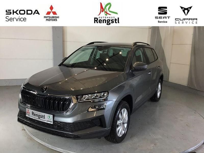 Grau Neu 2025 Skoda Karoq Selection SUV | 29.990 € (Superpreis) - Bild 1/4