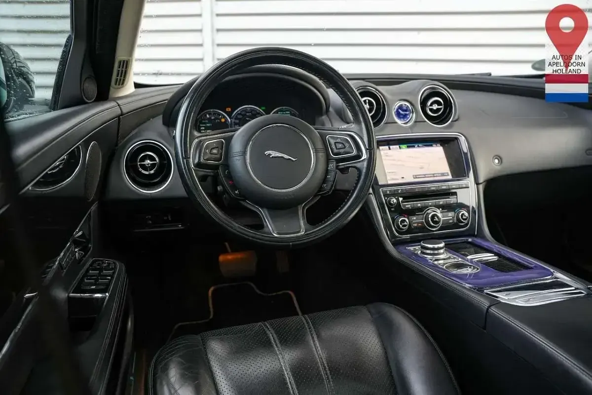 Gebraucht Jaguar XJ Portfolio 275 PS (202 kW) 2013 Schwarz Limousine