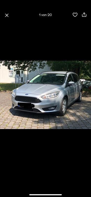 Gebraucht Ford Focus 120 PS (88 kW) 2017 Silber Kombi
