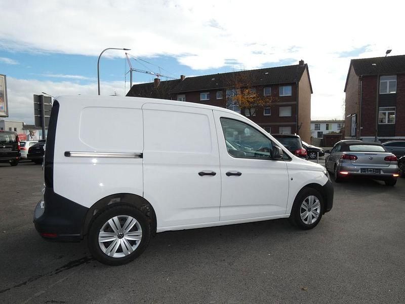 Gebraucht VW Caddy 75 PS (55 kW) 2021 Weiß Van / Kleinbus