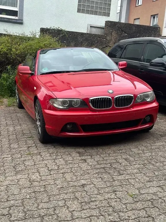 Gebraucht BMW 318 Cabriolet Sport Line 143 PS (105 kW) 2005 Rot Cabrio