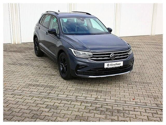 Gebraucht VW Tiguan Sport 150 PS (110 kW) 2022 Grau SUV