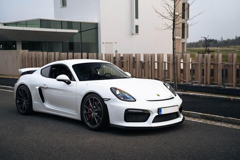 Weiß Gebraucht 2016 Porsche Cayman GT4 Coupé | 91.900 € (Fairer Preis) - Bild 1/4