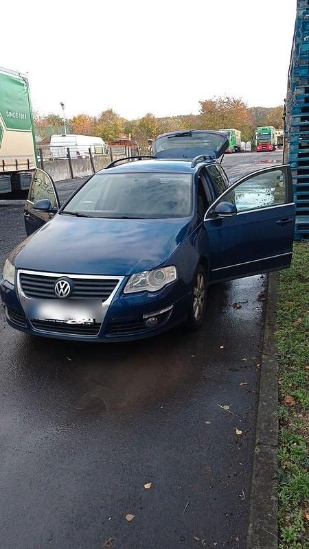 Violet Gebraucht 2008 VW Passat Comfortline Limousine | 3.000 € - Bild 1/4