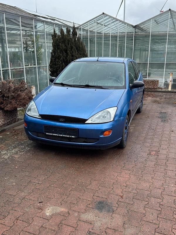 Gebraucht Ford Focus 101 PS (74 kW) 1999 Blau Kleinwagen