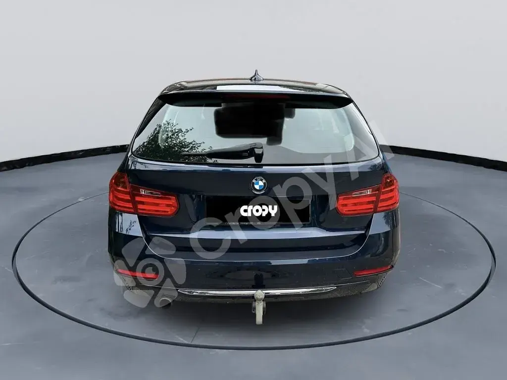 Gebraucht BMW 316 Luxury Line 143 PS (105 kW) 2015 Blau Limousine