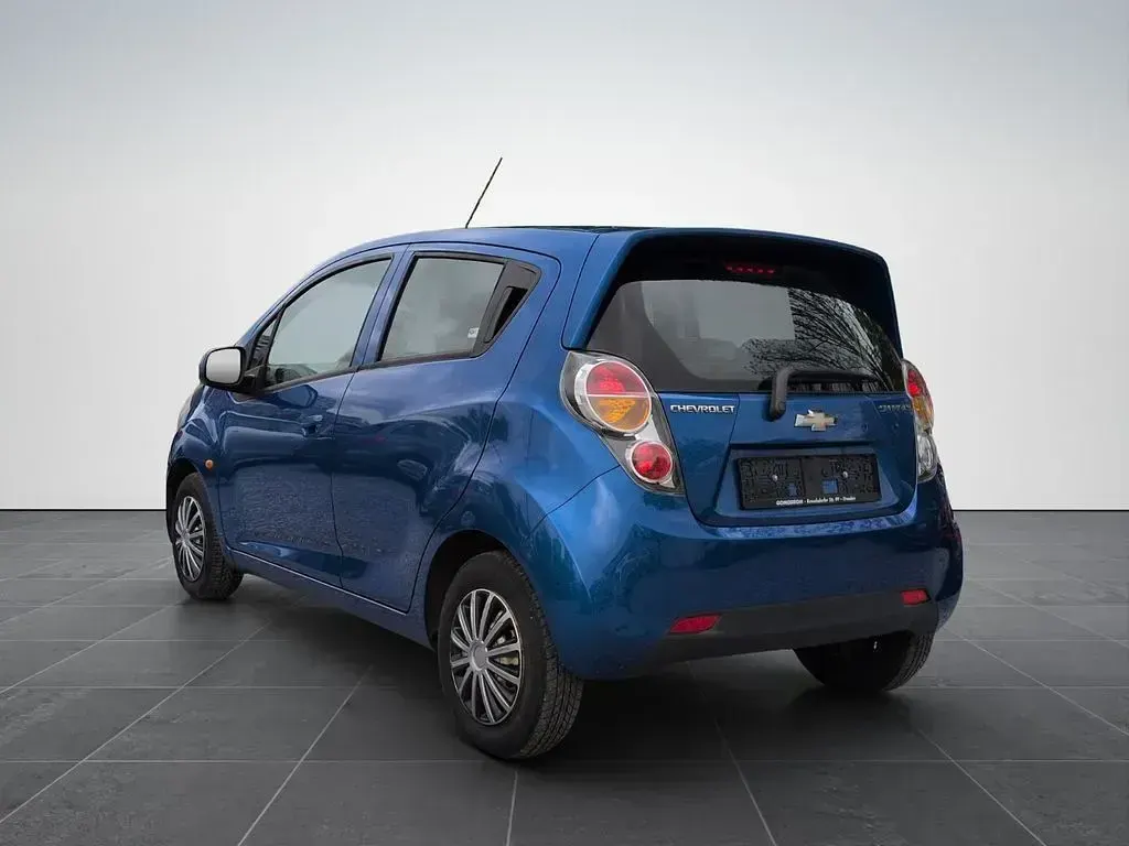 Gebraucht Chevrolet Spark 68 PS (50 kW) 2011 Blau Kleinwagen