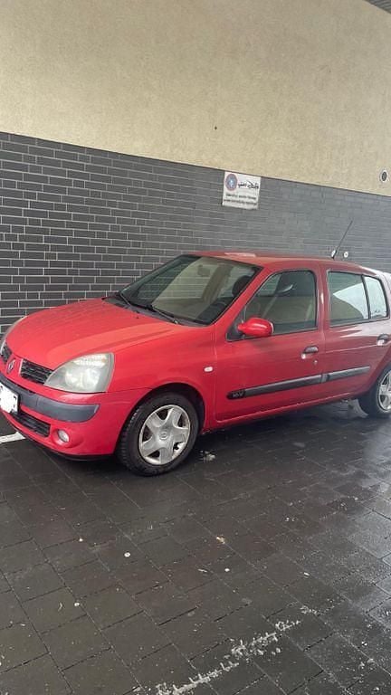 Rot Gebraucht 2005 Renault Clio II Authentique Limousine | 1.150 € (Guter Preis) - Bild 1/4