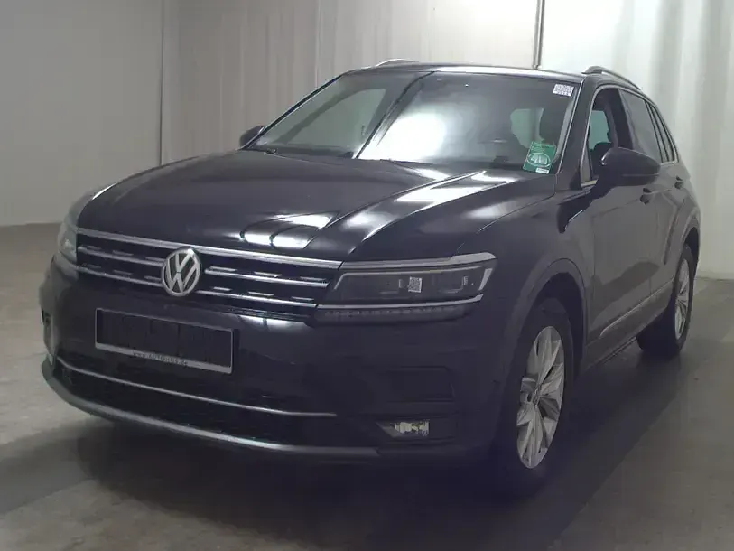Gebraucht VW Tiguan Highline 190 PS (139 kW) 2020 Deep black perleffekt SUV