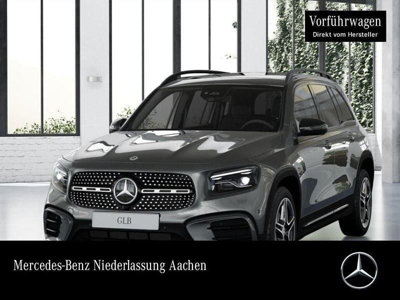 Schwarz Gebraucht 2025 Mercedes GLB220 AMG SUV | 52.690 € (Fairer Preis) - Bild 1/4
