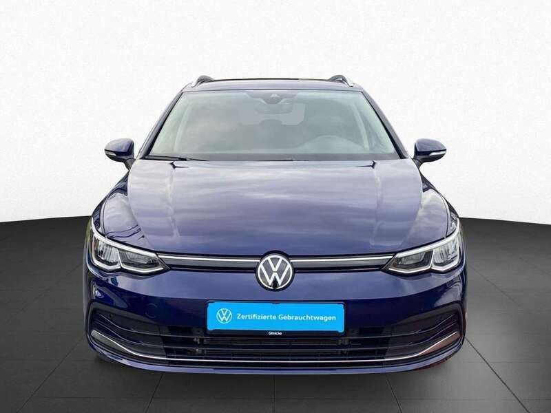 Gebraucht VW Golf VIII Move 116 PS (85 kW) 2024 Atlantik blue metallic Kombi