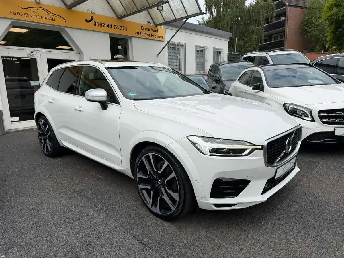 Gebraucht Volvo XC60 R-Design 235 PS (172 kW) 2018 Weiß SUV